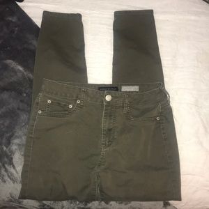 Army green high waisted jeggings
